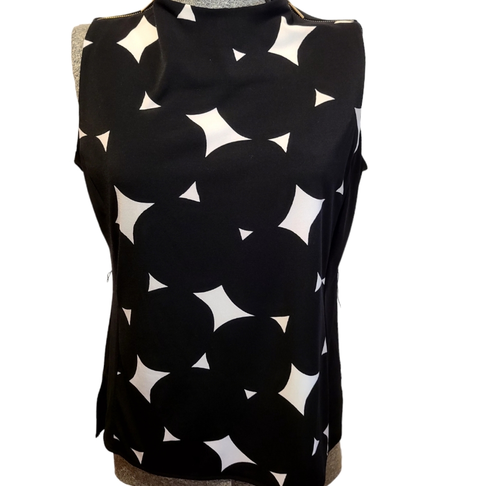 Worthington Stretch Women's Sleeveless top Zippered shoulder Black & White Sz L